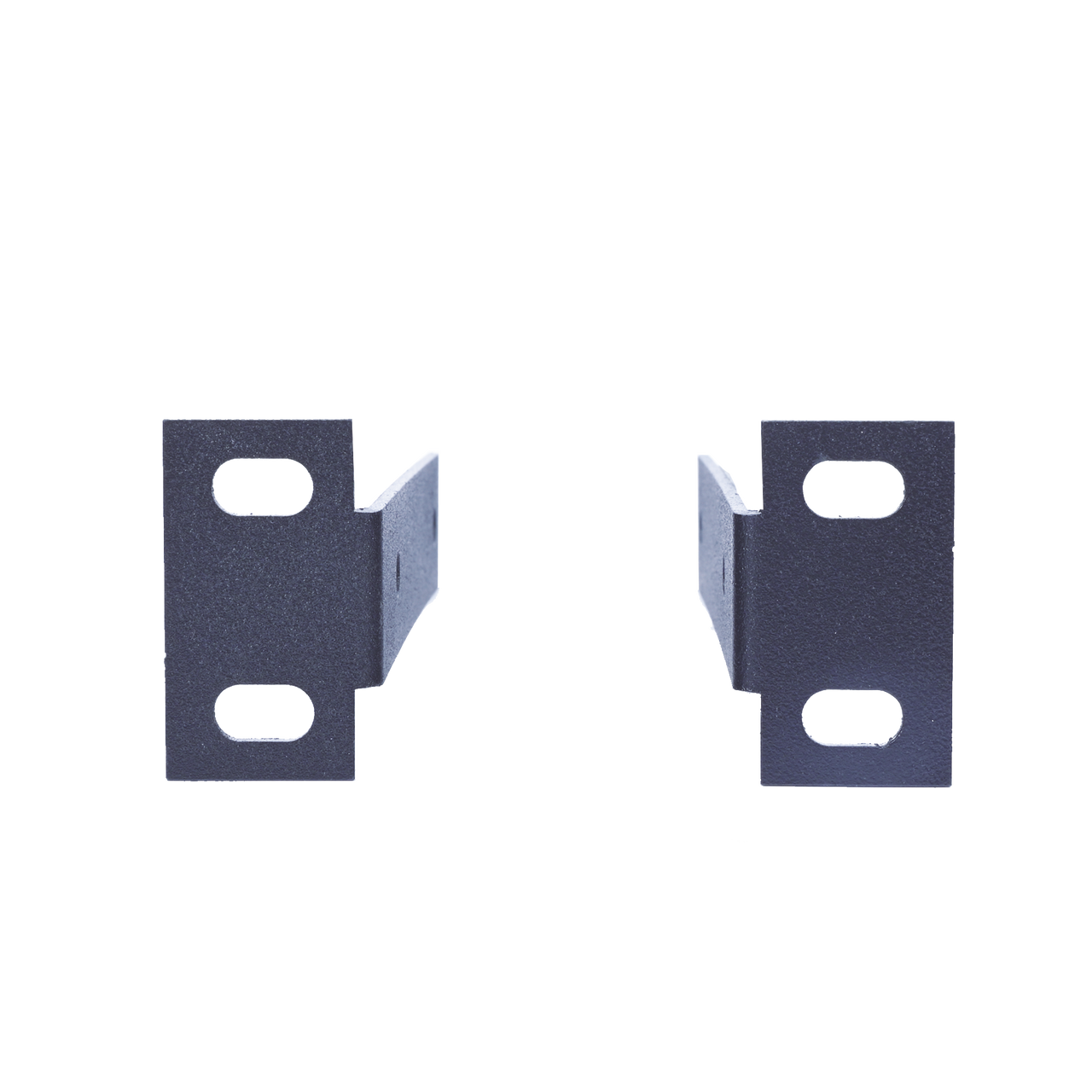 Kit de Brackets Adaptadores para Rack EIQR y Organizadores de Cable Verticales.