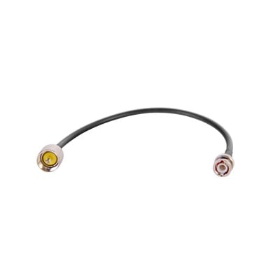 Jumper de 30 cm fabricado con cable RG-58U-SYS, conector BNC y UHF en el otro extremo